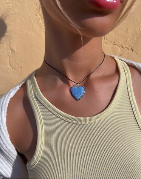 bella pendant necklace